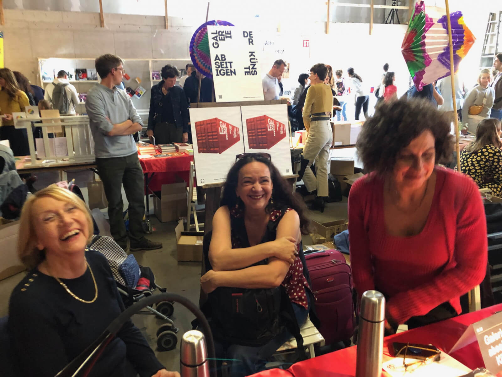 © GadaK Der Stand der Galerie der abseitigen Künste auf dem INDIECON-Festival 2019